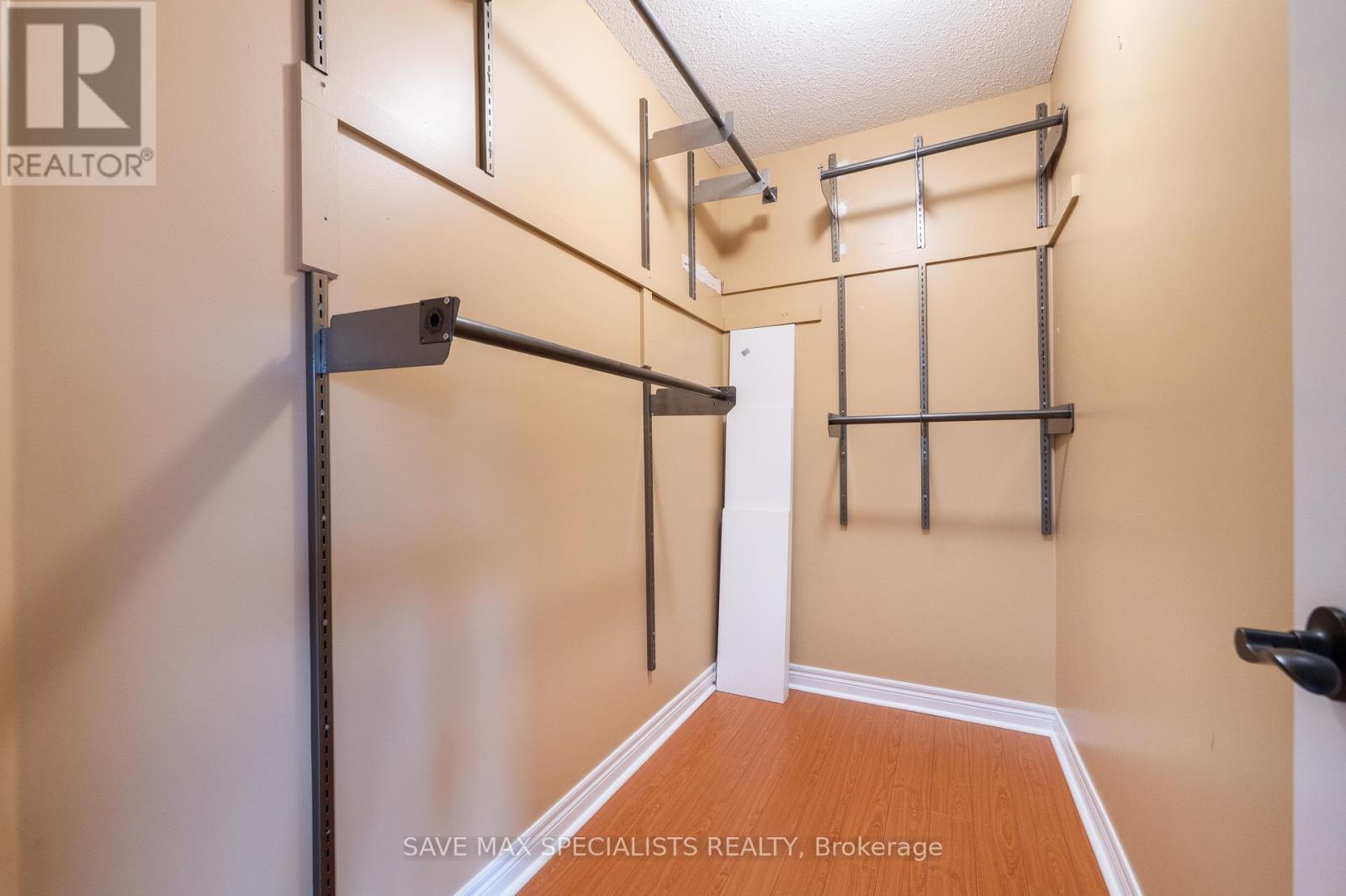 1099 Costigan Road, Milton, Ontario  L9T 6N9 - Photo 30 - W12850872