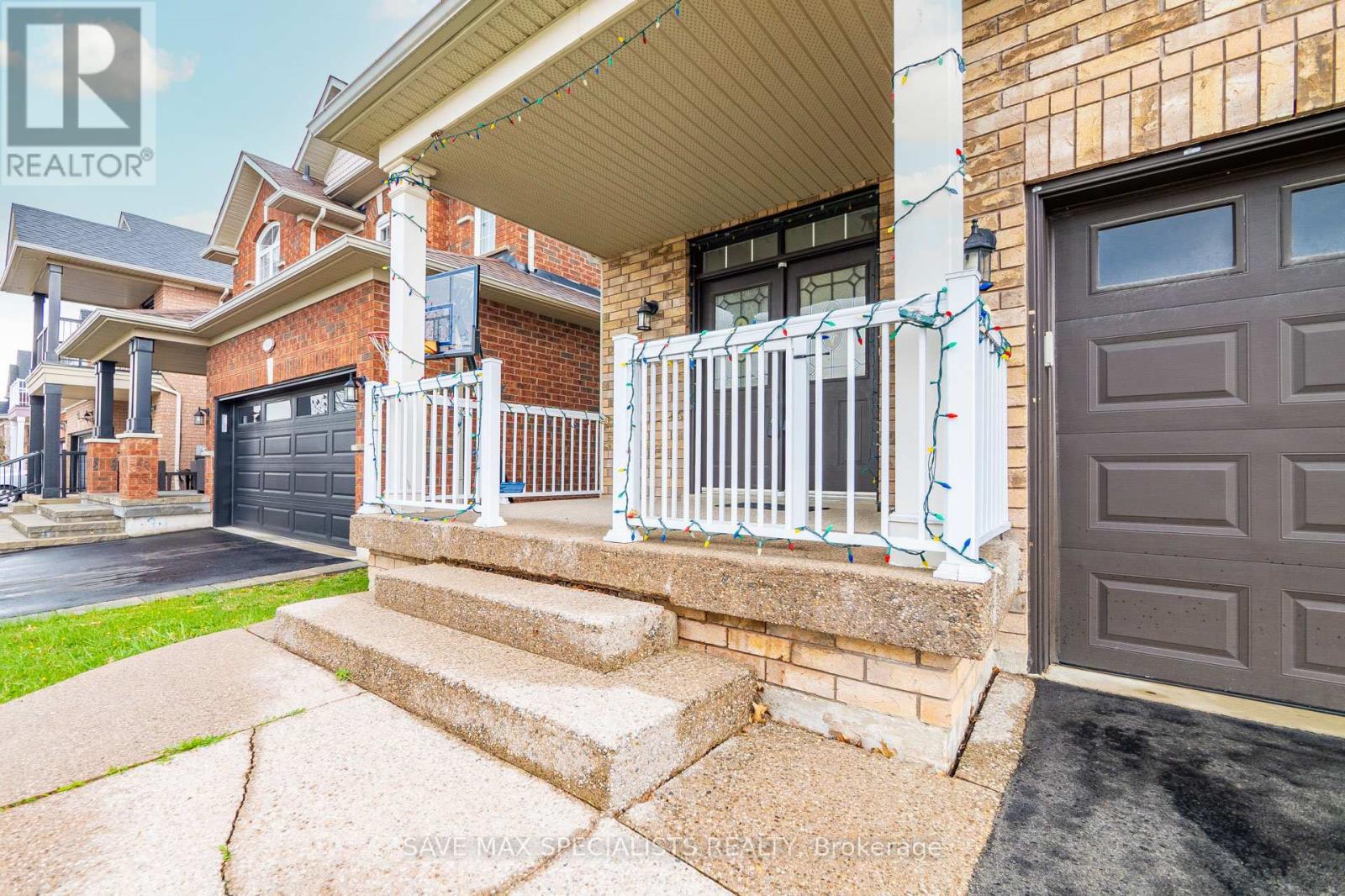 1099 Costigan Road, Milton, Ontario  L9T 6N9 - Photo 4 - W12850872