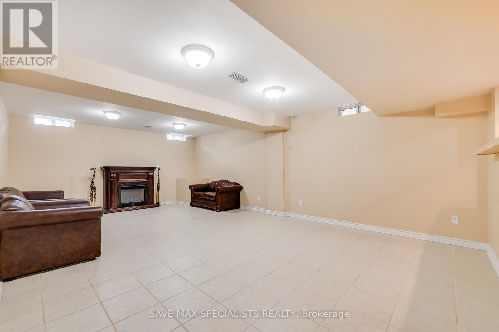 1099 Costigan Road, Milton, Ontario  L9T 6N9 - Photo 40 - W12850872