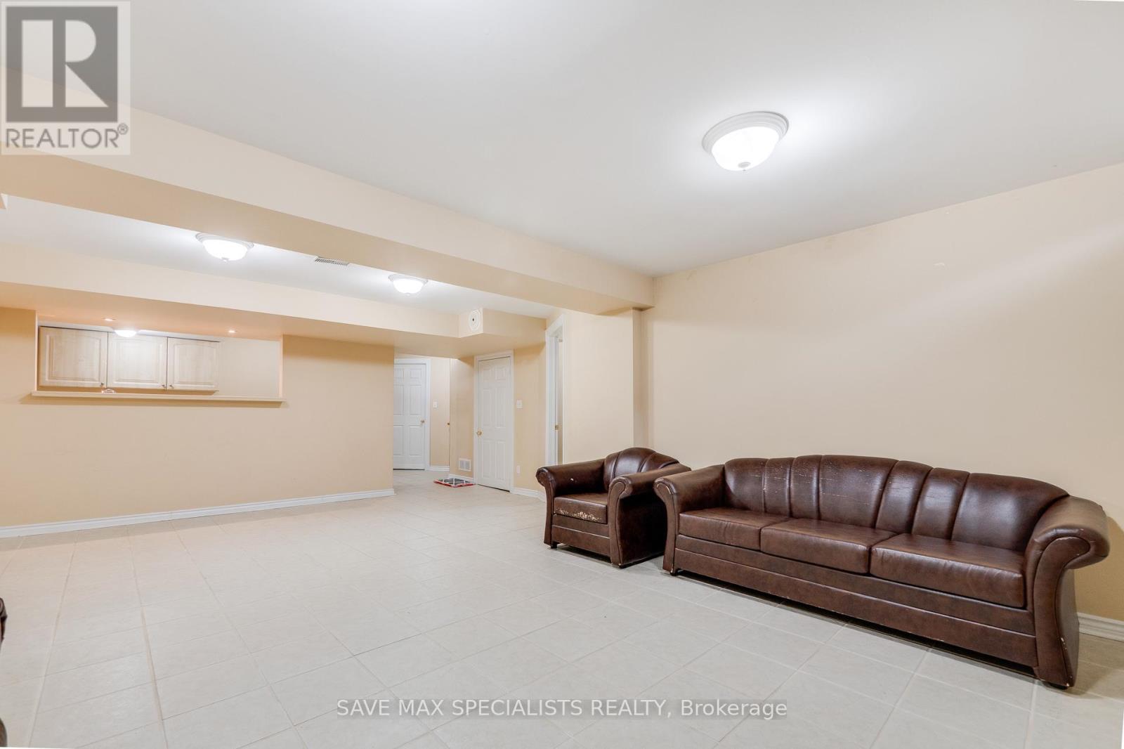 1099 Costigan Road, Milton, Ontario  L9T 6N9 - Photo 43 - W12850872