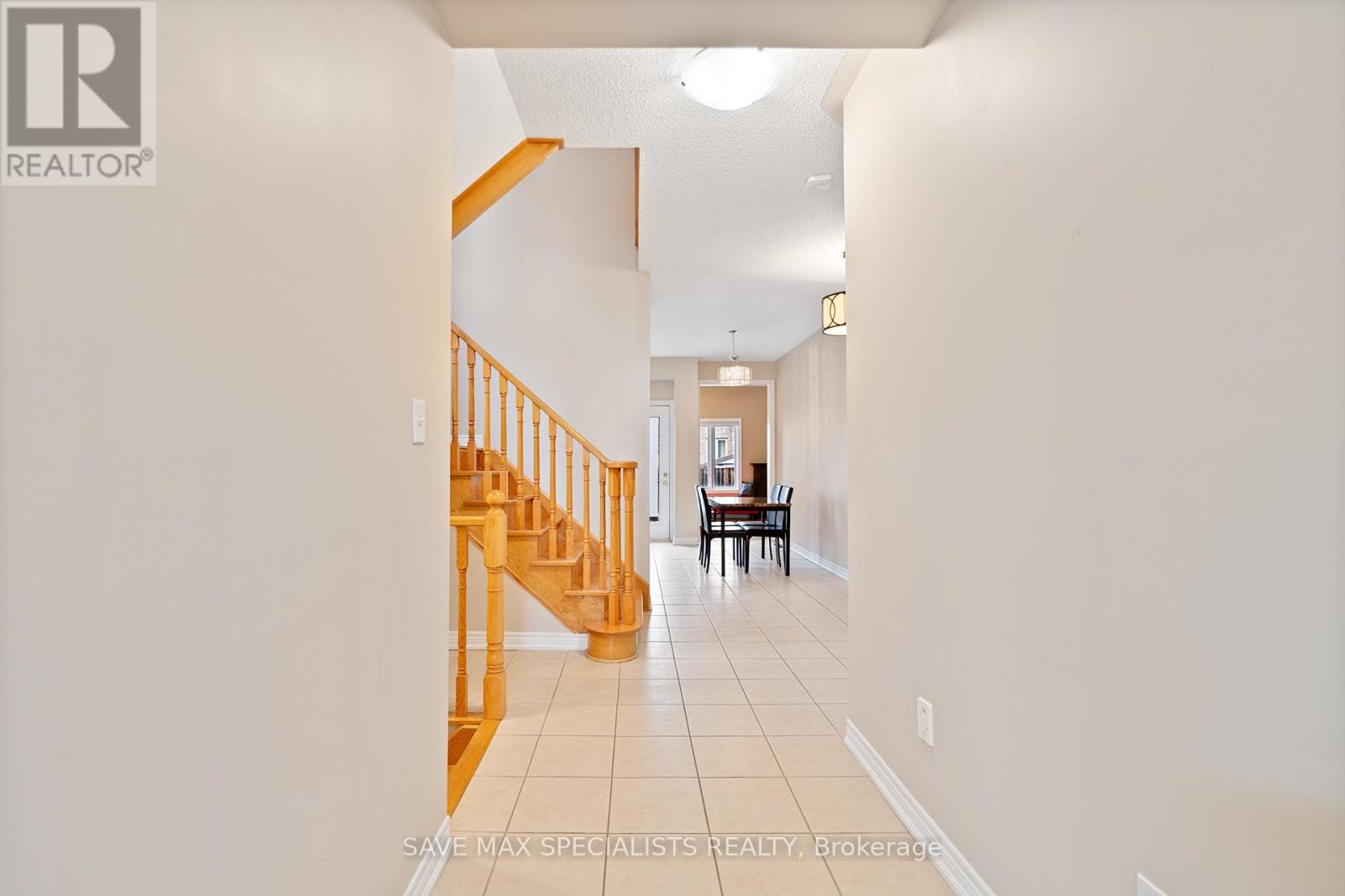 1099 Costigan Road, Milton, Ontario  L9T 6N9 - Photo 7 - W12850872