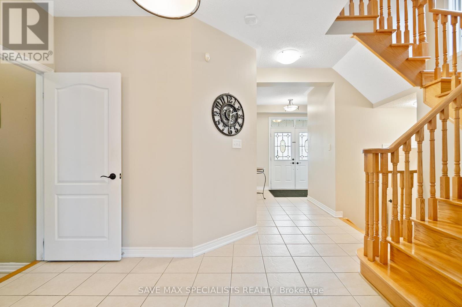 1099 Costigan Road, Milton, Ontario  L9T 6N9 - Photo 9 - W12850872