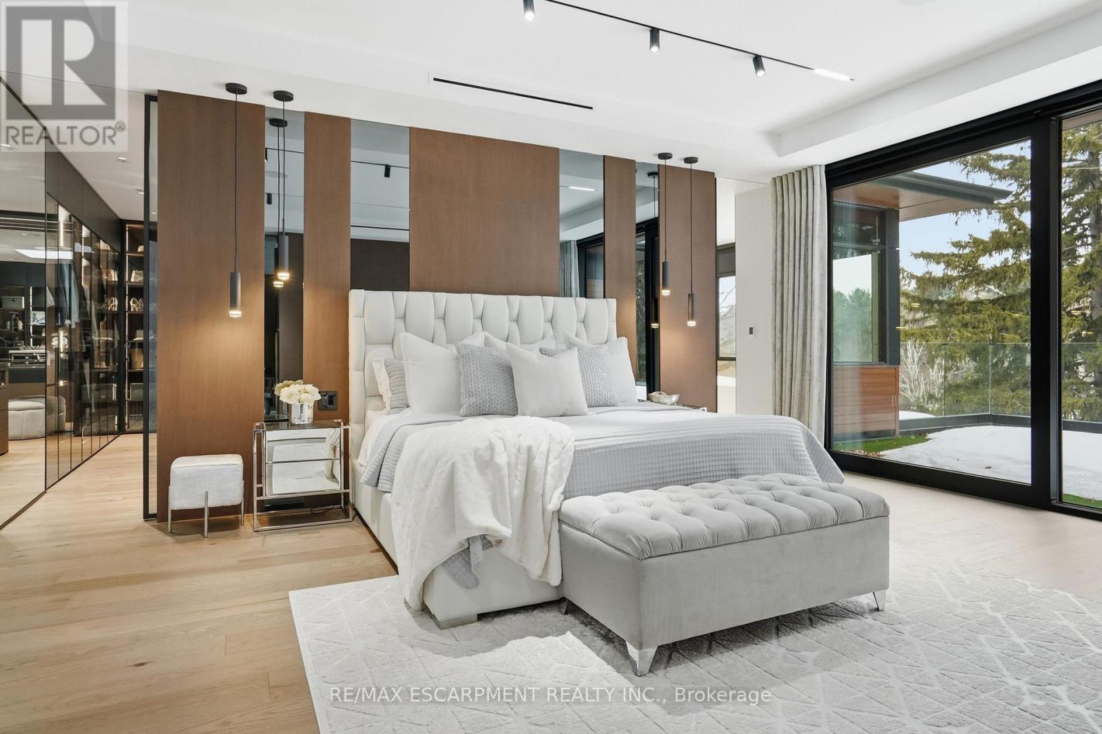 1441 Lochlin Trail, Mississauga (Mineola), Ontario  L5G 3V5 - Photo 22 - W12850876