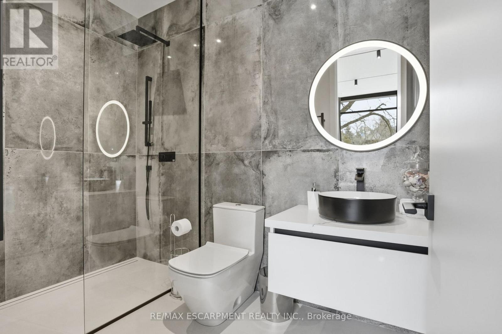 1441 Lochlin Trail, Mississauga (Mineola), Ontario  L5G 3V5 - Photo 29 - W12850876