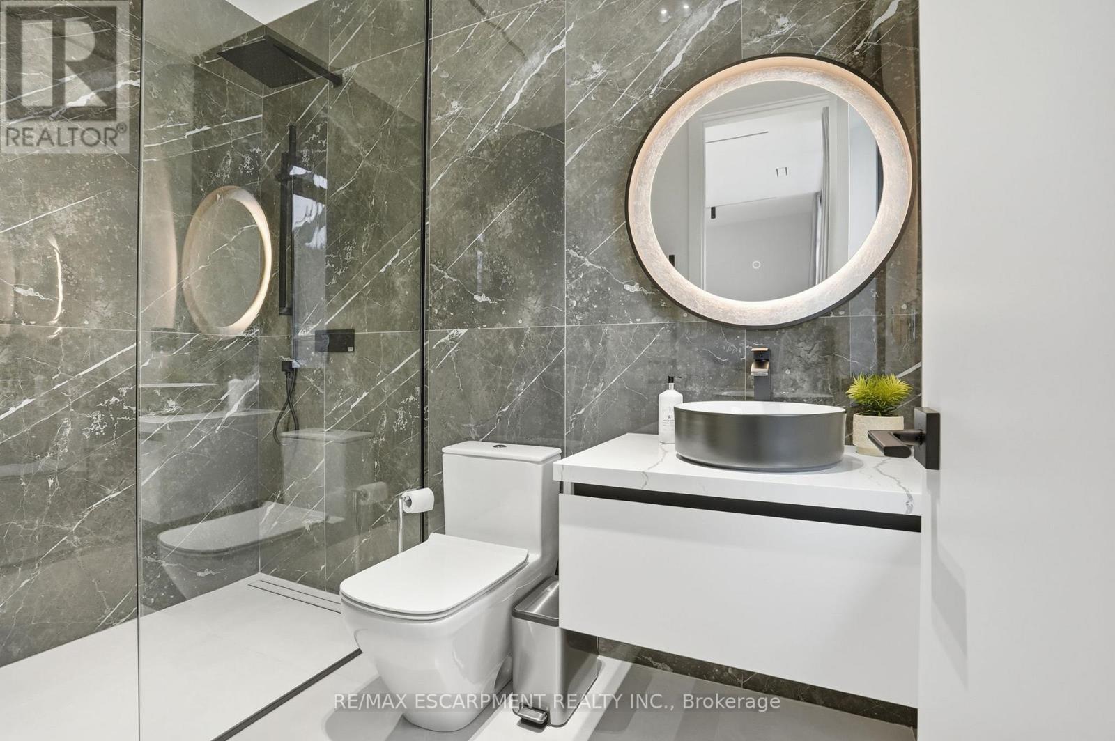 1441 Lochlin Trail, Mississauga (Mineola), Ontario  L5G 3V5 - Photo 35 - W12850876