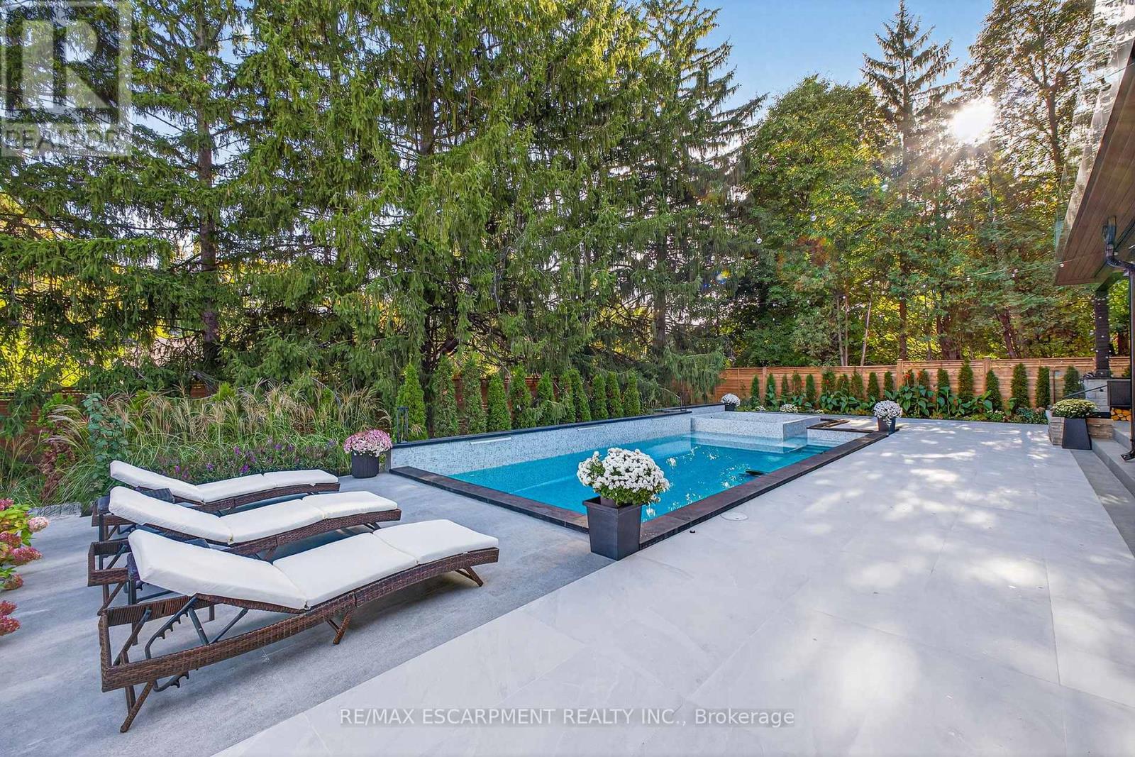 1441 Lochlin Trail, Mississauga (Mineola), Ontario  L5G 3V5 - Photo 45 - W12850876