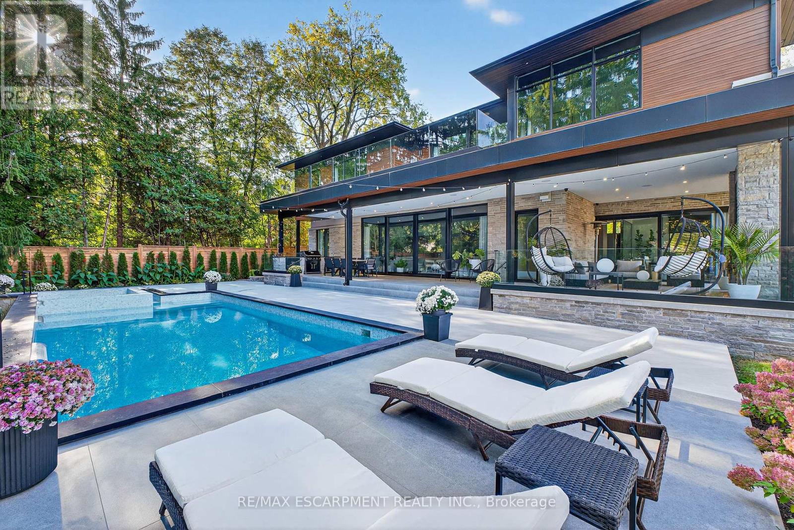 1441 Lochlin Trail, Mississauga (Mineola), Ontario  L5G 3V5 - Photo 46 - W12850876