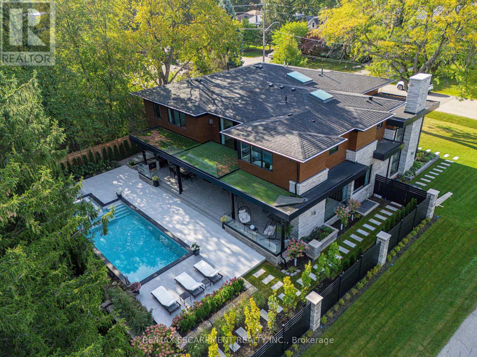 1441 Lochlin Trail, Mississauga (Mineola), Ontario  L5G 3V5 - Photo 50 - W12850876