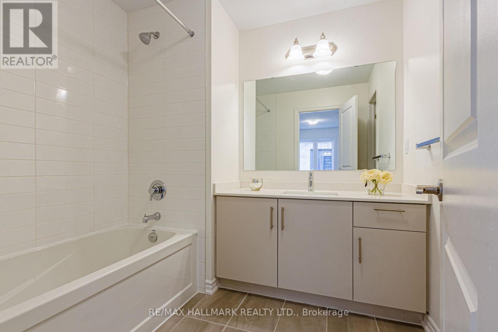 342 Thimbleweed Court, Milton, Ontario  L9E 1T2 - Photo 25 - W12850914