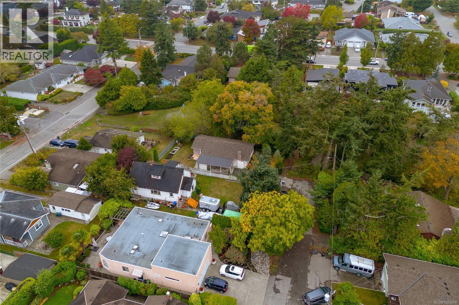 2365 Lovell Ave, Sidney, British Columbia  V8L 2J5 - Photo 31 - 1021474