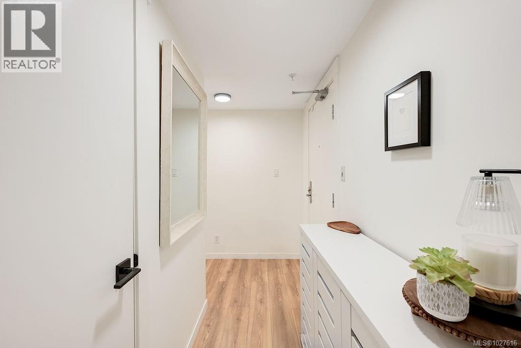 205 751 Fairfield Rd, Victoria, British Columbia  V8W 4A4 - Photo 12 - 1027616