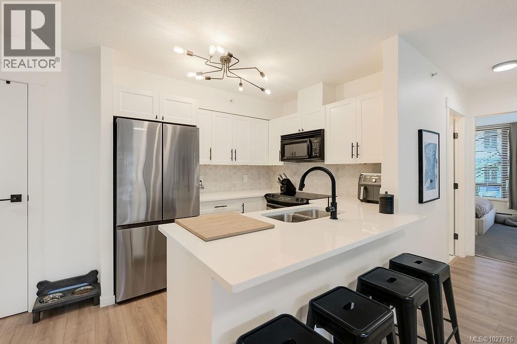 205 751 Fairfield Rd, Victoria, British Columbia  V8W 4A4 - Photo 7 - 1027616