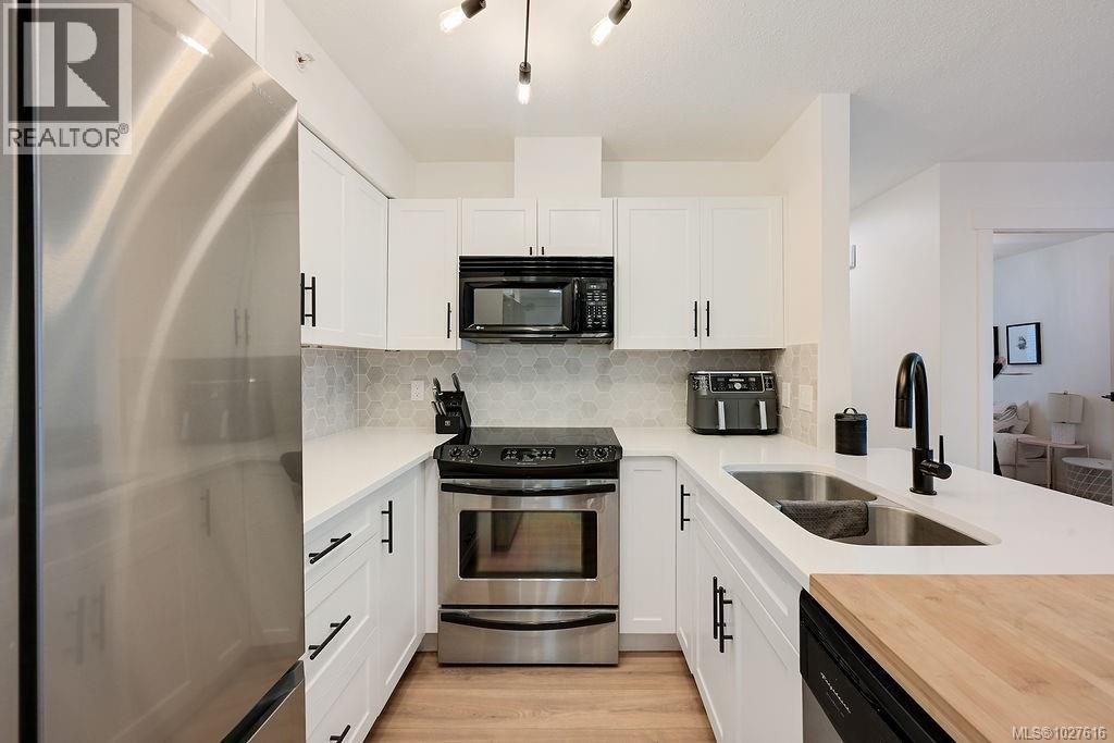 205 751 Fairfield Rd, Victoria, British Columbia  V8W 4A4 - Photo 8 - 1027616