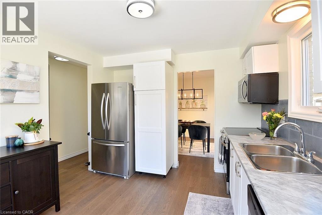 2414 Coventry Way, Burlington, Ontario  L7P 4M4 - Photo 18 - 40810000