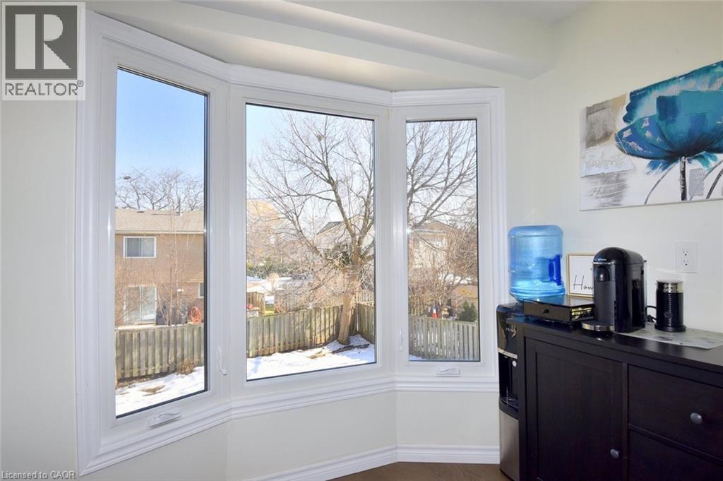 2414 Coventry Way, Burlington, Ontario  L7P 4M4 - Photo 19 - 40810000