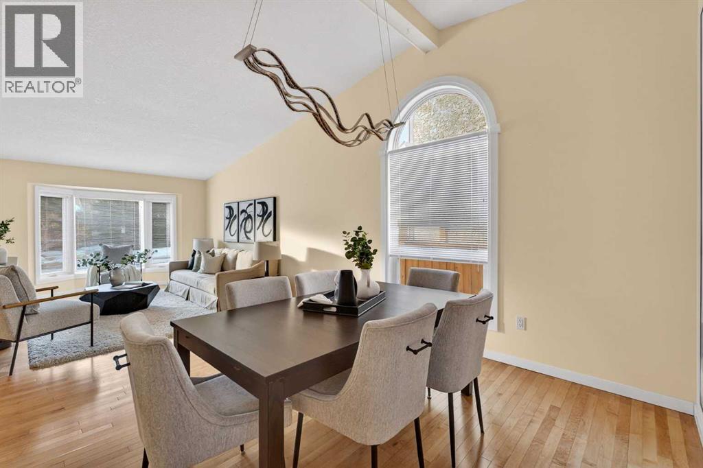 315 Woodhaven Place Sw, Calgary, Alberta  T2W 5P4 - Photo 8 - A2289181