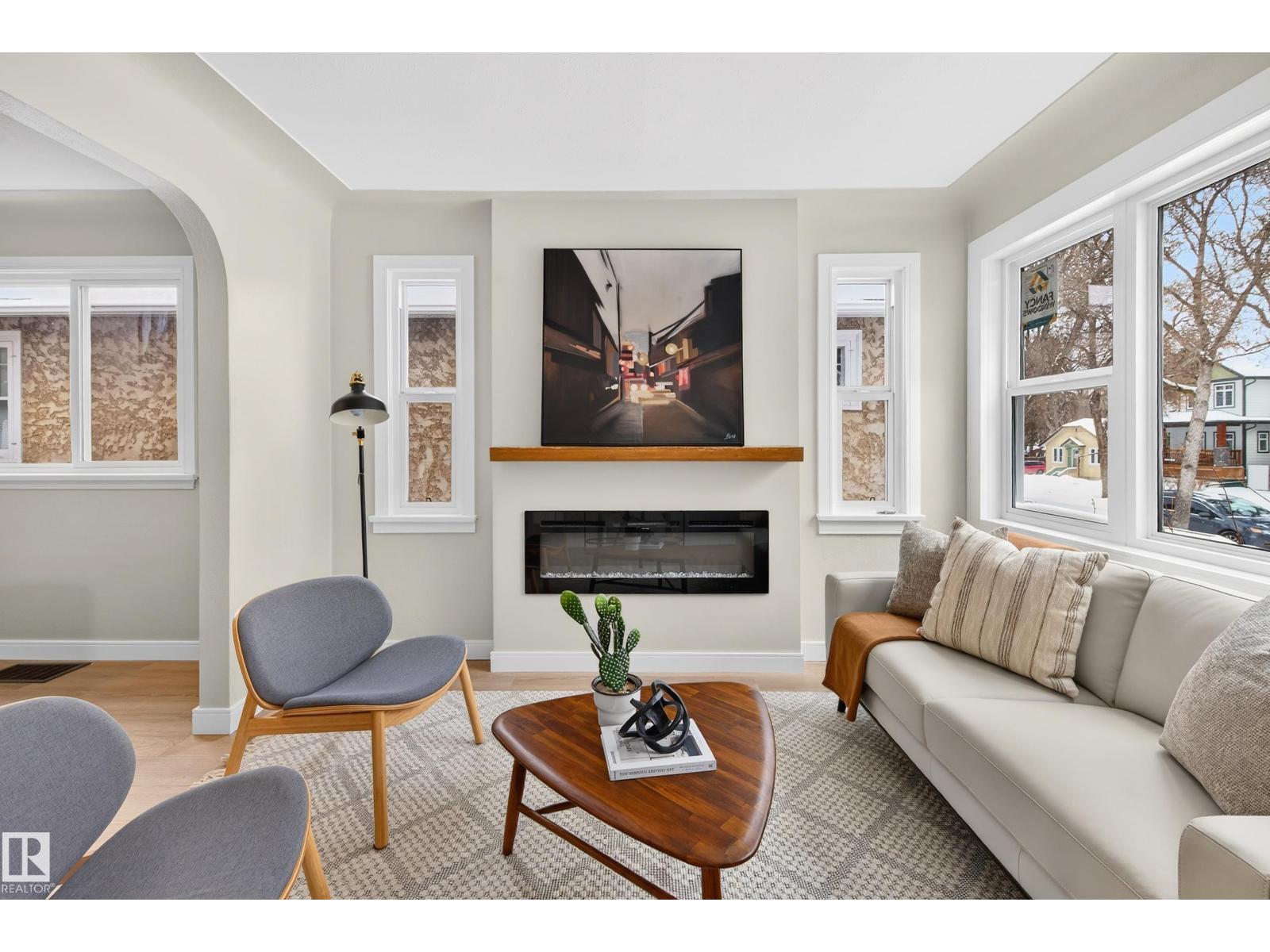 11330 67 ST NW, edmonton, Alberta