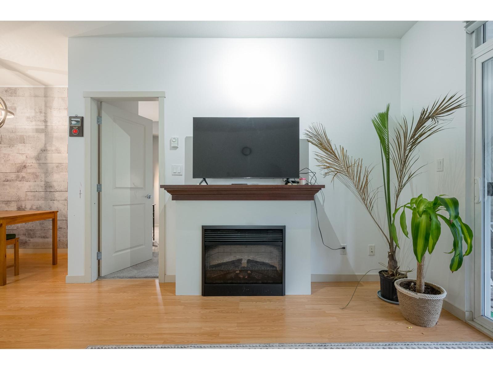 204 33328 E Bourquin Crescent, Abbotsford, British Columbia  V2S 1Y1 - Photo 14 - R3096605