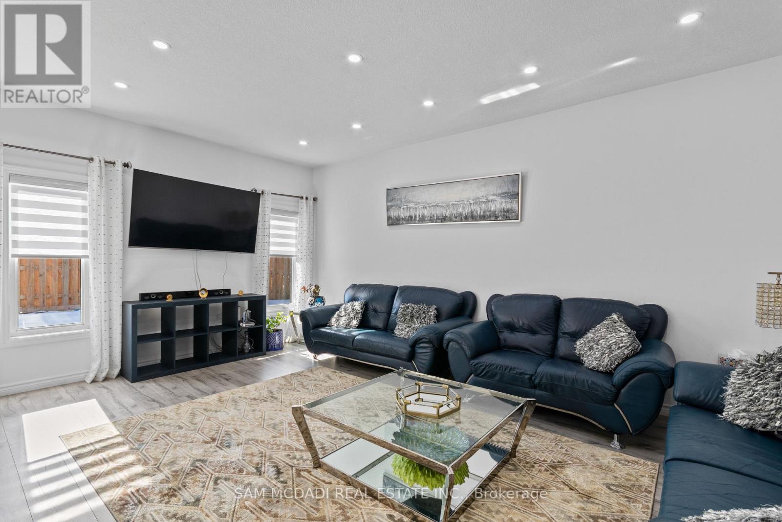 2743 Oriole Drive, London South, Ontario  N6M 1E7 - Photo 9 - X12850688