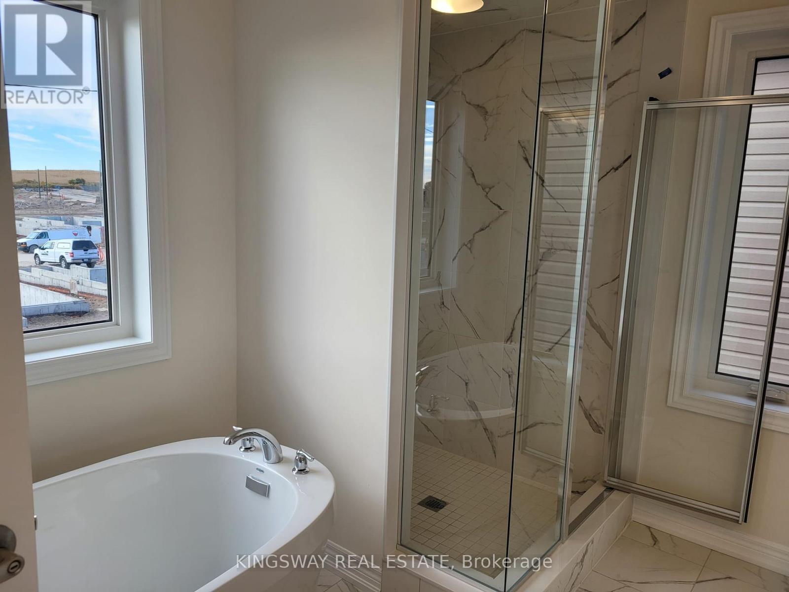 524 Beckview Crescent, Kitchener, Ontario  N2R 0R3 - Photo 13 - X12850708