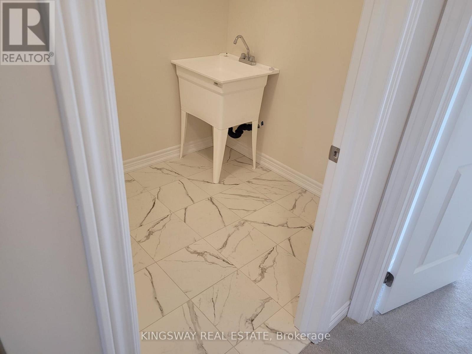 524 Beckview Crescent, Kitchener, Ontario  N2R 0R3 - Photo 25 - X12850708