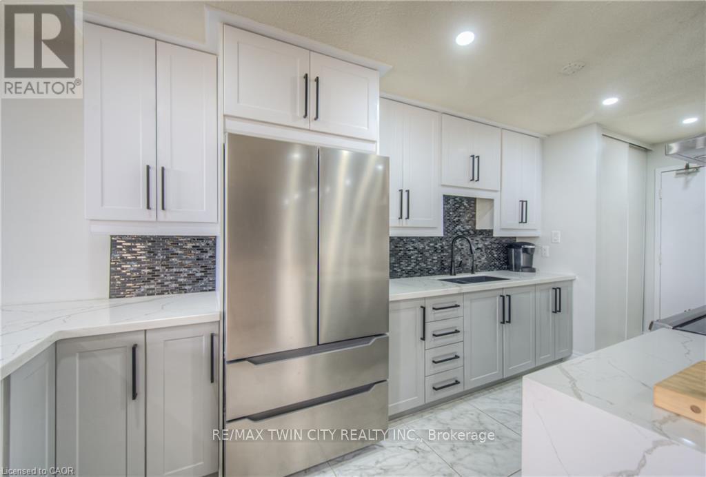 410 - 185 Kehl Street, Kitchener, Ontario  N2M 5B9 - Photo 10 - X12850740