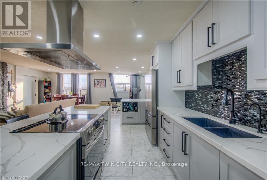 410 - 185 Kehl Street, Kitchener, Ontario  N2M 5B9 - Photo 11 - X12850740