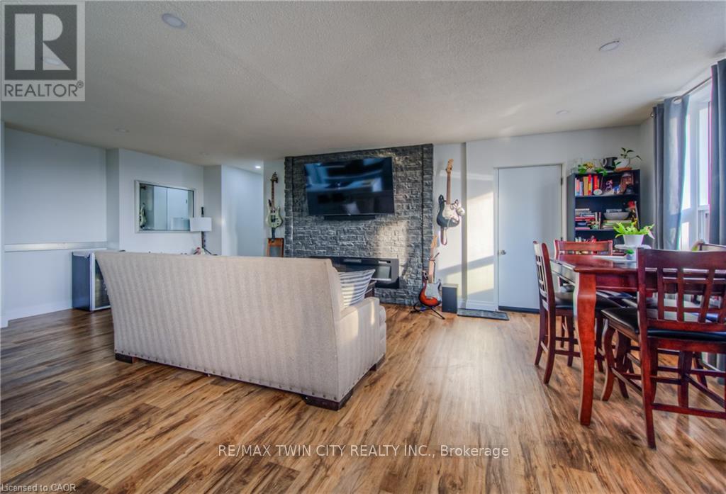 410 - 185 Kehl Street, Kitchener, Ontario  N2M 5B9 - Photo 7 - X12850740