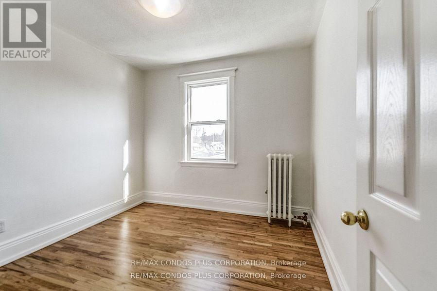 5 - 4 North Oval Street, Hamilton, Ontario  L8S 3Y6 - Photo 15 - X12850752