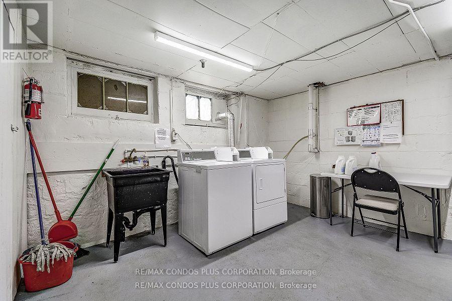 5 - 4 North Oval Street, Hamilton, Ontario  L8S 3Y6 - Photo 19 - X12850752