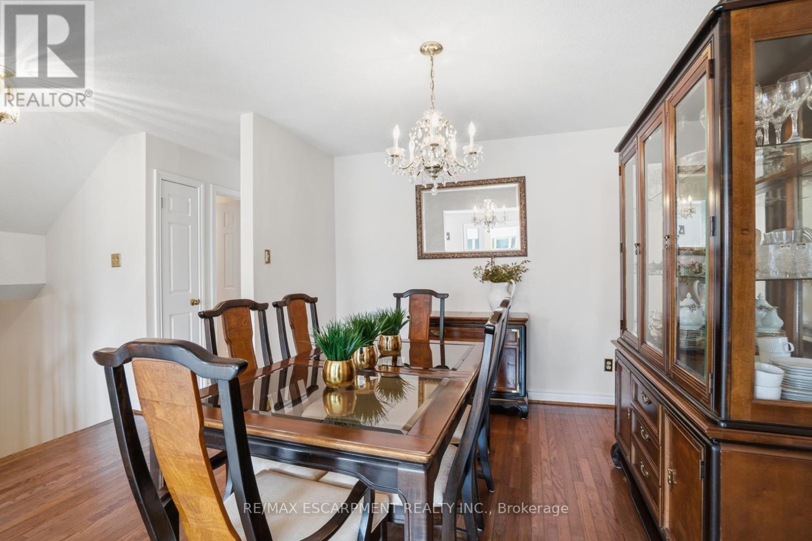 24 - 30 Osler Drive, Hamilton, Ontario  L9H 6W3 - Photo 11 - X12850764