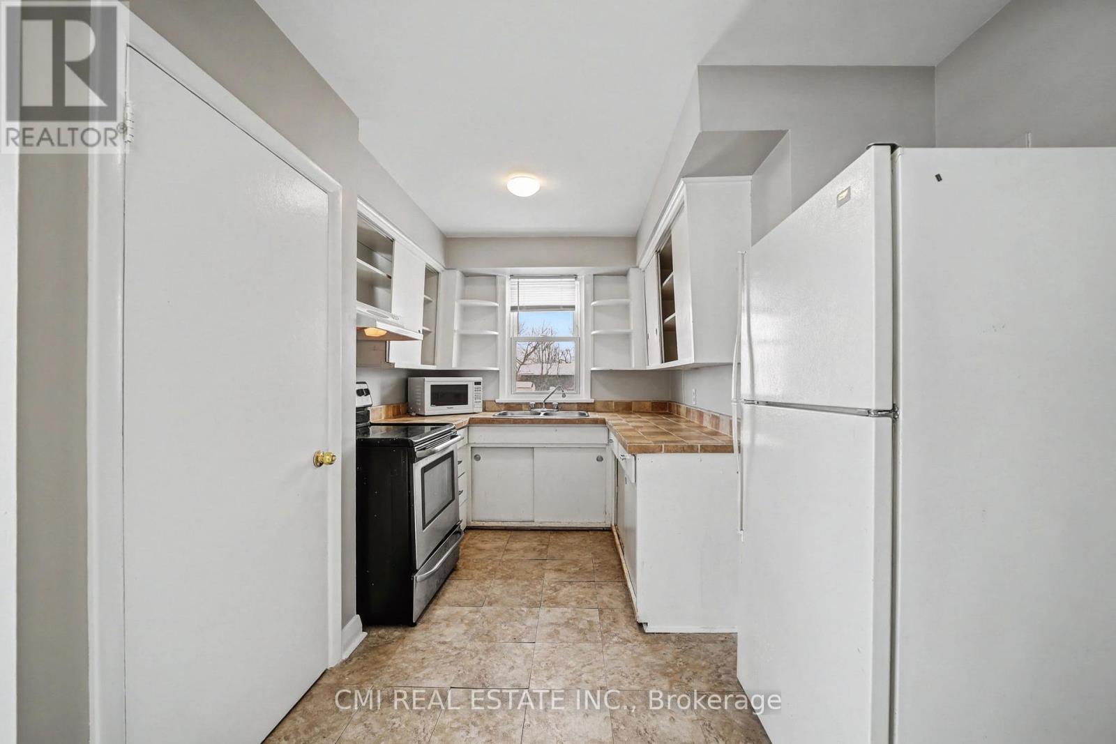 68 Queen Street S, Thorold, Ontario  L2V 3N5 - Photo 13 - X12850766