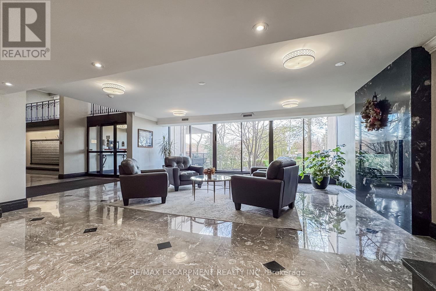 310 - 500 Green Road, Hamilton, Ontario  L8E 3M6 - Photo 4 - X12850794