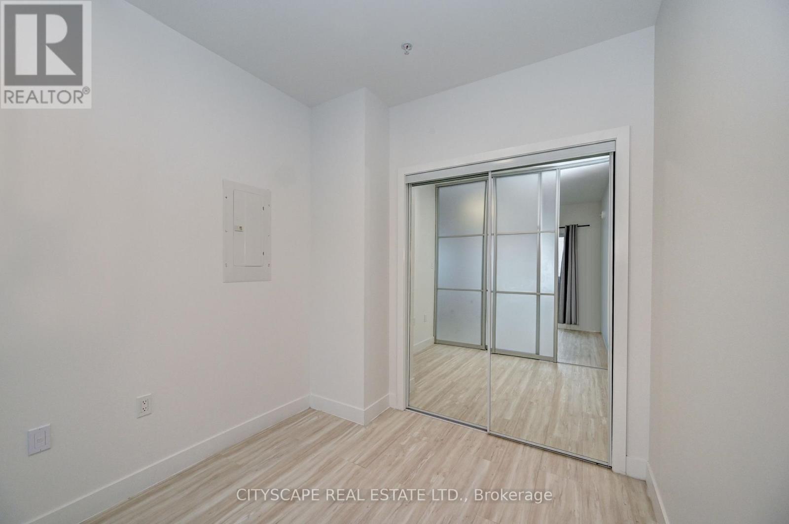 212 - 408 Dundas Street S, Cambridge, Ontario  N1R 8H7 - Photo 31 - X12850862