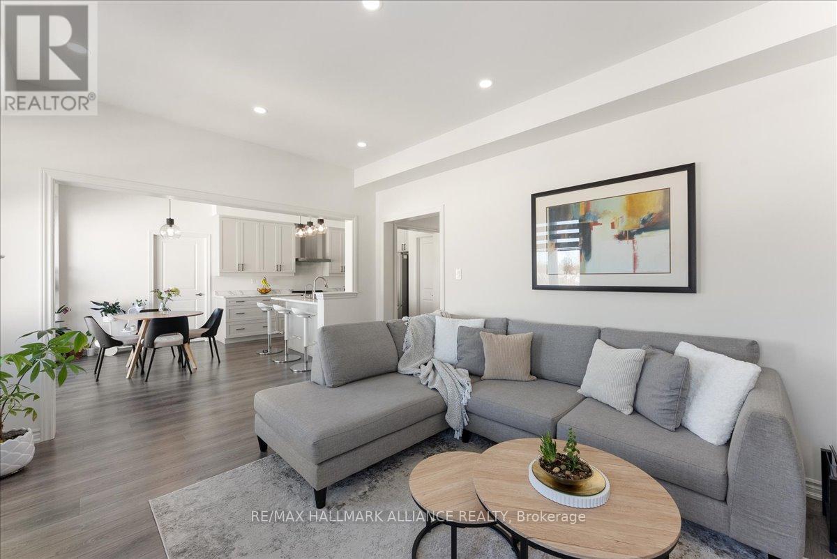 106 Rea Drive, Centre Wellington, Ontario  N1M 0J8 - Photo 19 - X12850866