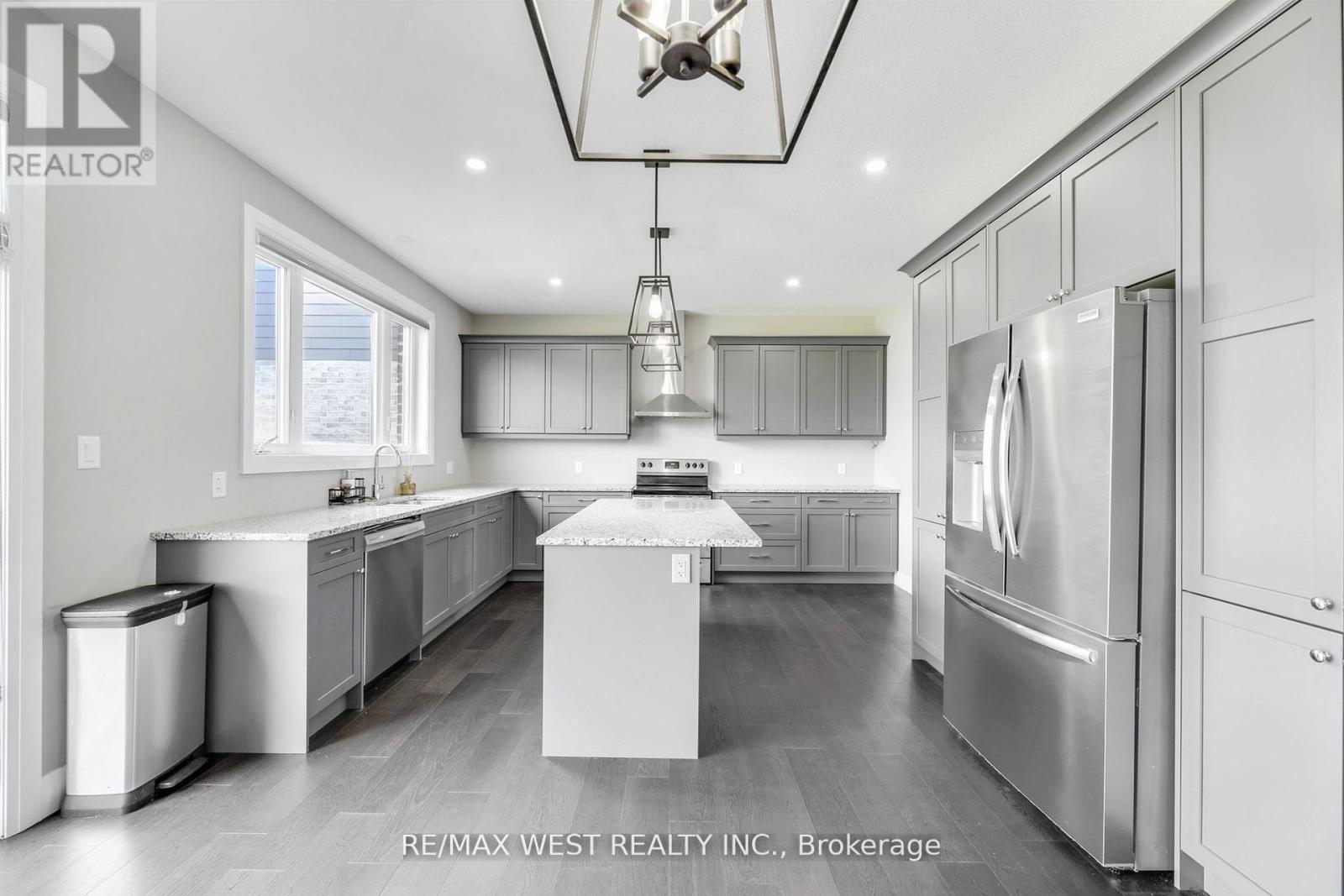 25 Greenbrier Ridge, Thames Centre, Ontario  N0L 1G2 - Photo 13 - X12850930