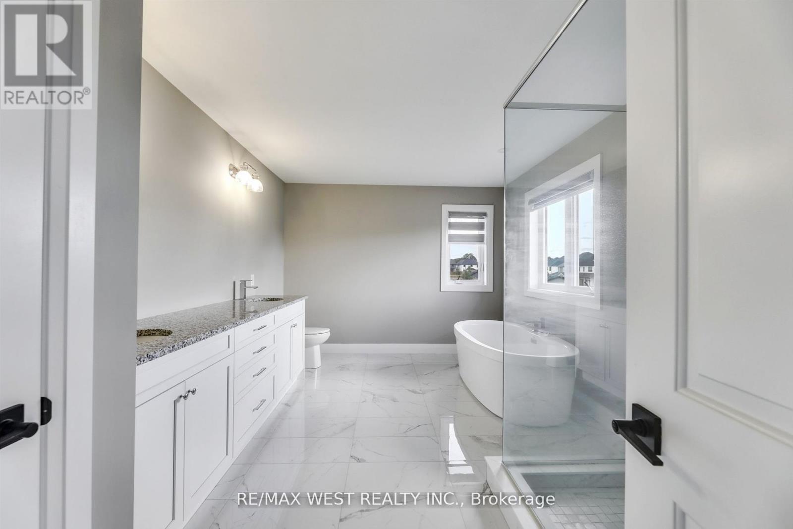 25 Greenbrier Ridge, Thames Centre, Ontario  N0L 1G2 - Photo 25 - X12850930