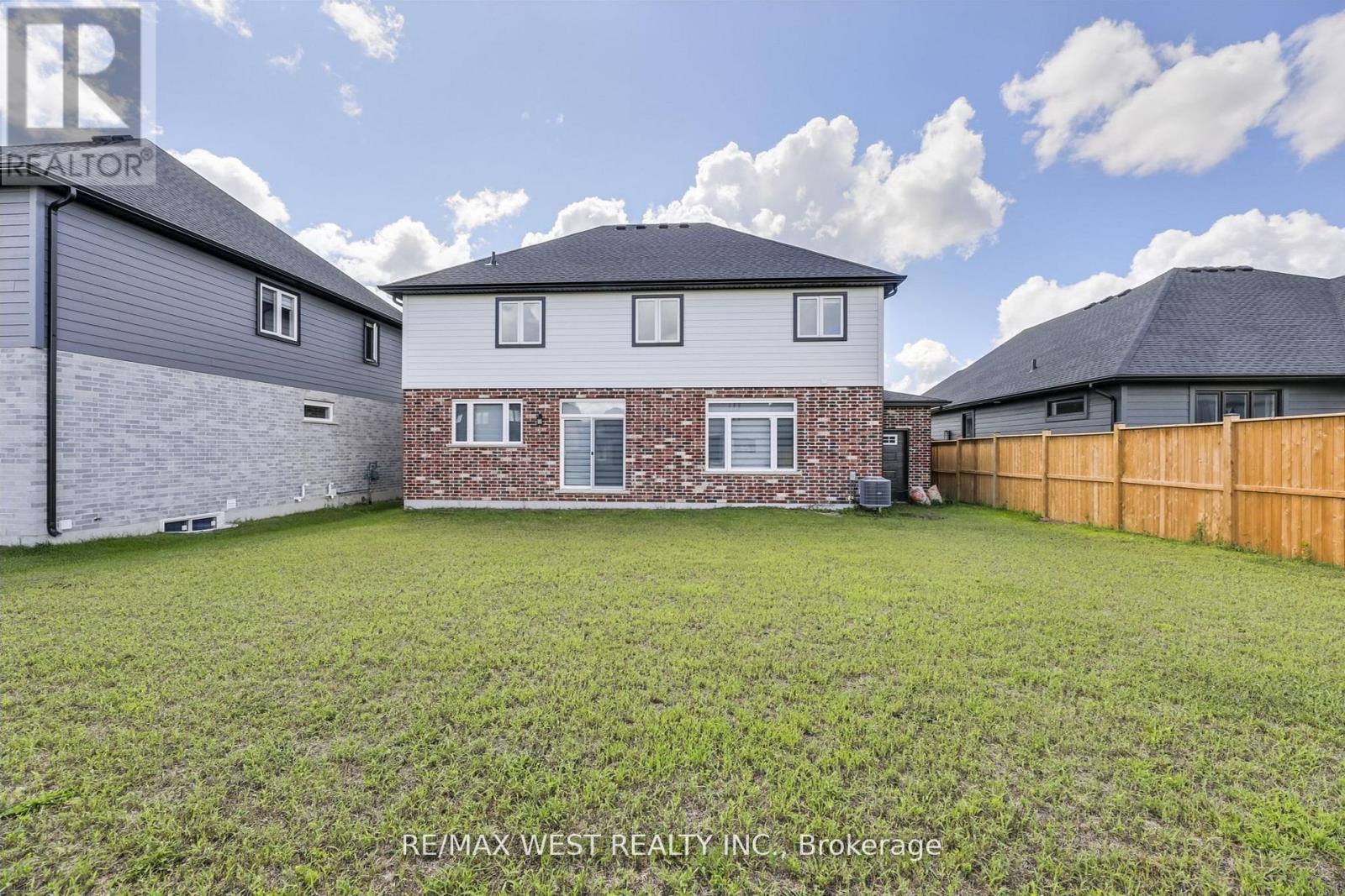 25 Greenbrier Ridge, Thames Centre, Ontario  N0L 1G2 - Photo 36 - X12850930