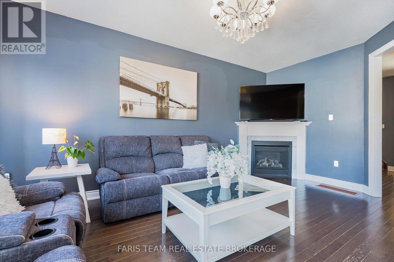 1816 Lamstone Street, Innisfil, Ontario  L9S 5A1 - Photo 14 - N12844376