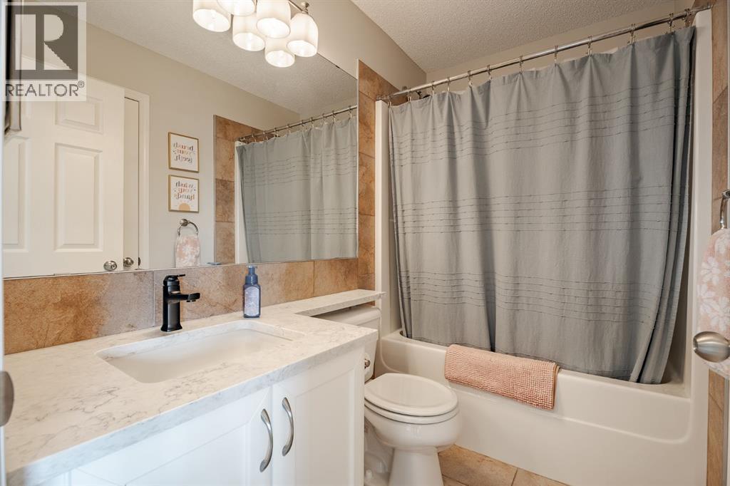 159 Tuscany Ridge Terrace Nw, Calgary, Alberta  T3L 3A7 - Photo 28 - A2290328