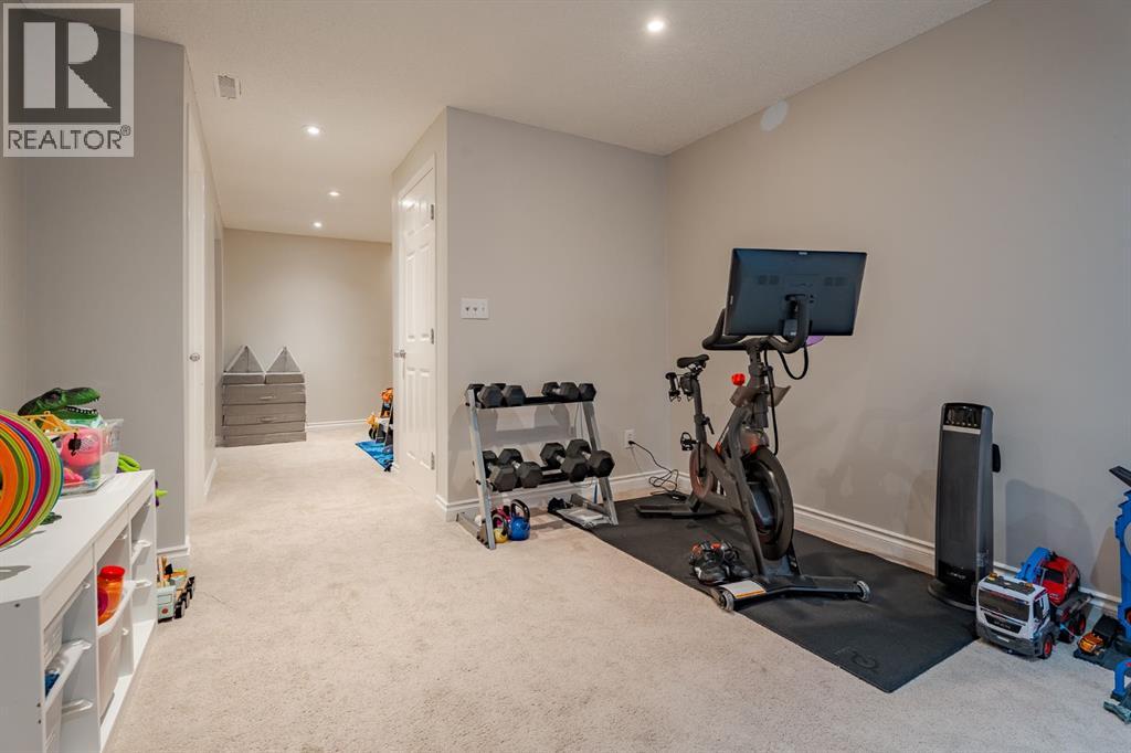 159 Tuscany Ridge Terrace Nw, Calgary, Alberta  T3L 3A7 - Photo 32 - A2290328