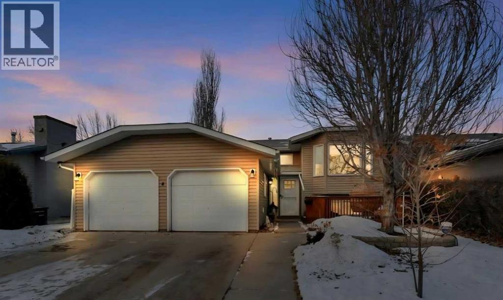 4 Blackstone Avenue, Lacombe, Alberta  T4L 1P8 - Photo 1 - A2281344