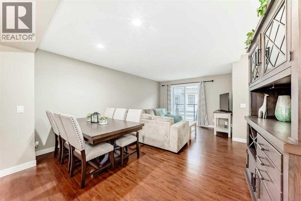 576 Mckenzie Towne Drive Se, Calgary, Alberta  T2Z 1C7 - Photo 7 - A2284503