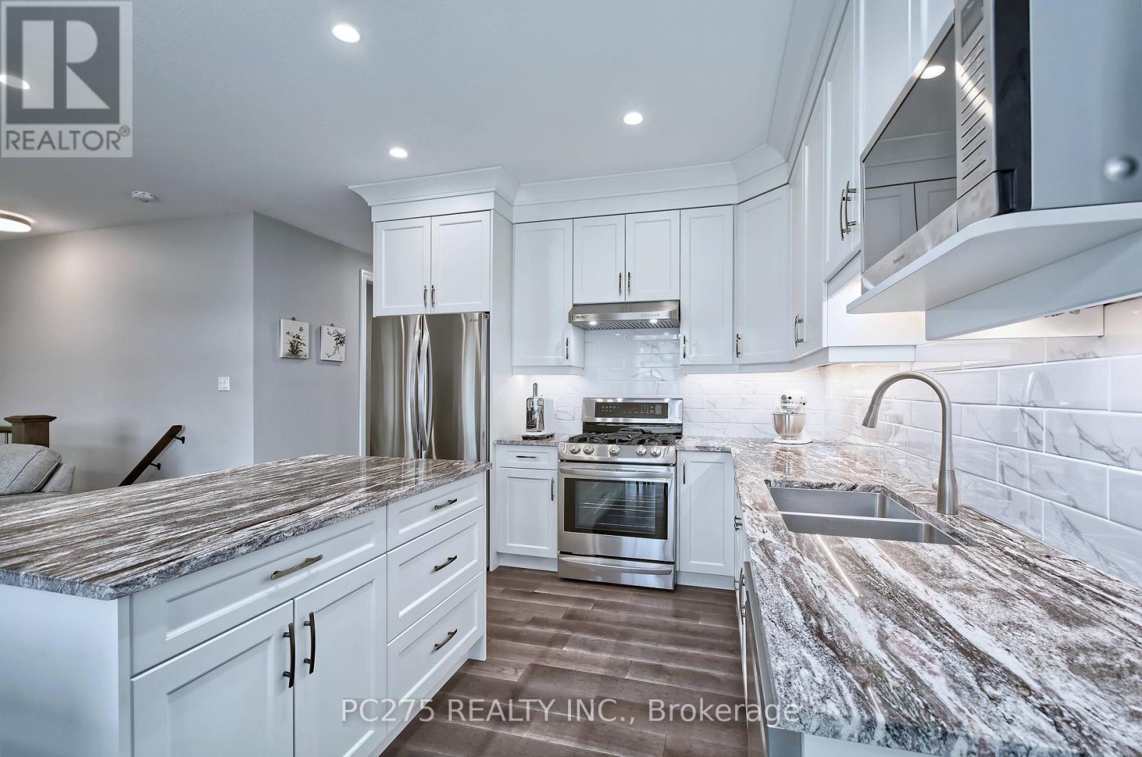 2539 Bond Street, Strathroy-Caradoc, Ontario  N0L 1W0 - Photo 10 - X12850948