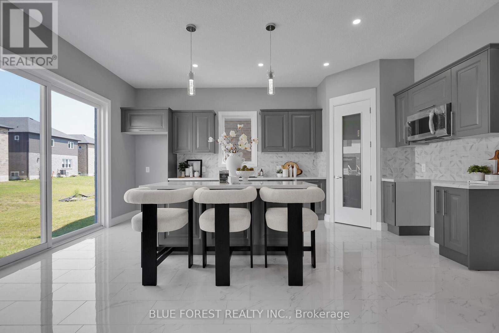 2916 Lemieux Walk, London South, Ontario  N6L 0H2 - Photo 14 - X12851042