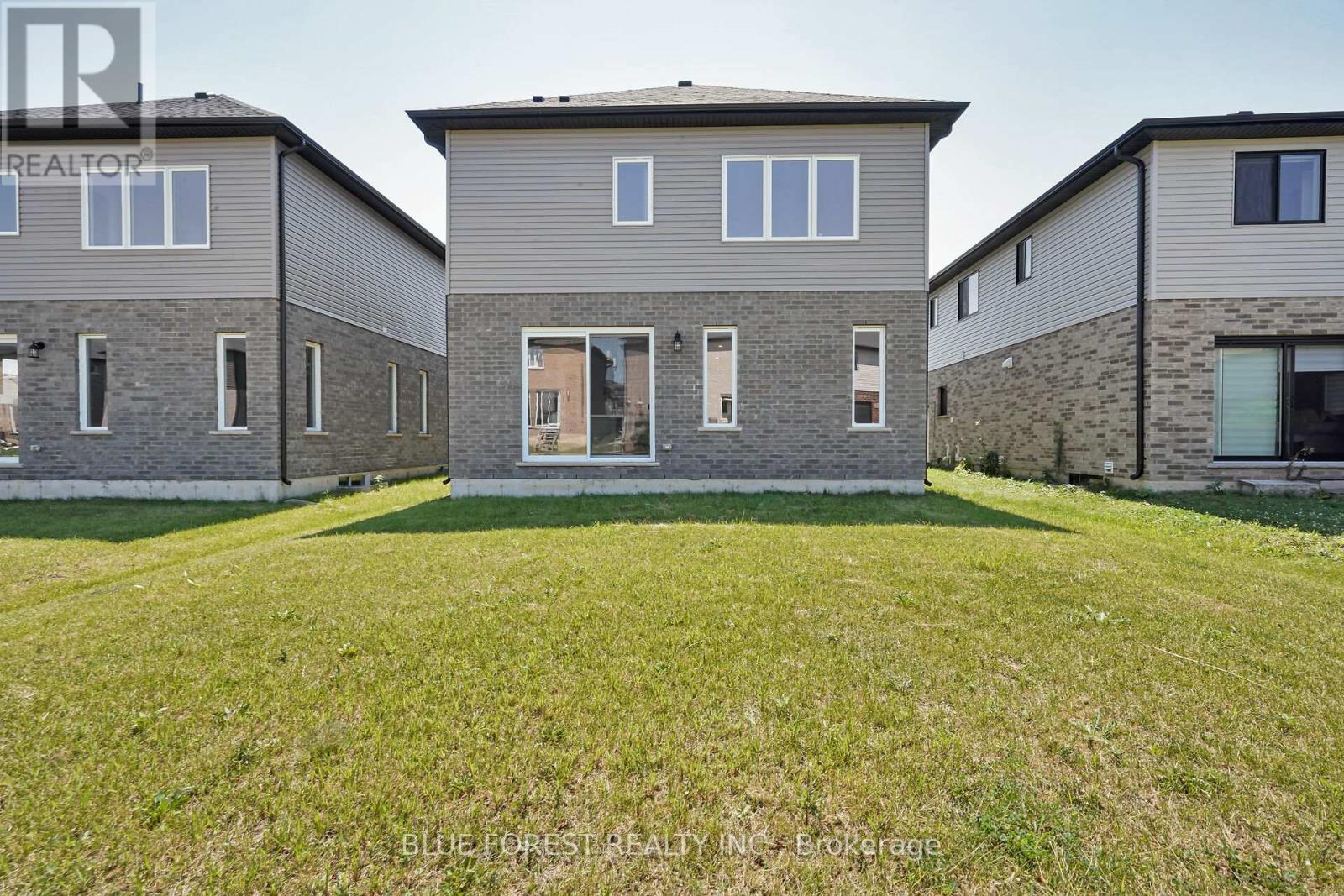 2916 Lemieux Walk, London South, Ontario  N6L 0H2 - Photo 38 - X12851042