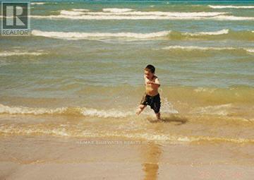 9889 Lake Road, Lambton Shores, Ontario  N0N 1J1 - Photo 24 - X12851046