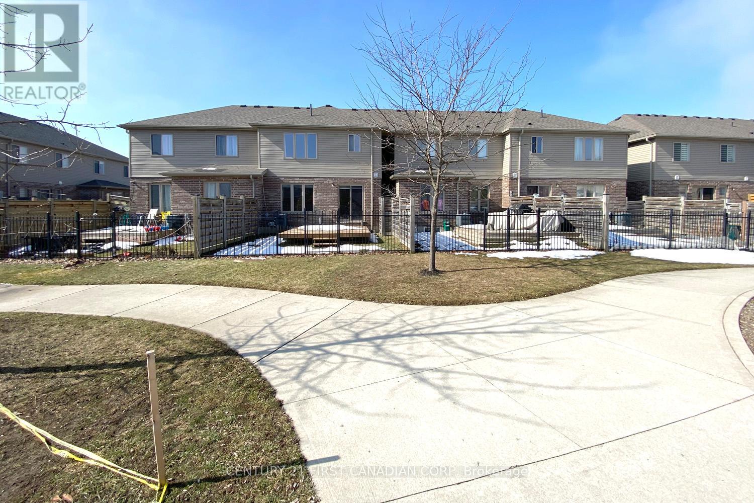 39 - 2031 Pennyroyal Street, London North, Ontario  N5X 0L7 - Photo 22 - X12851060