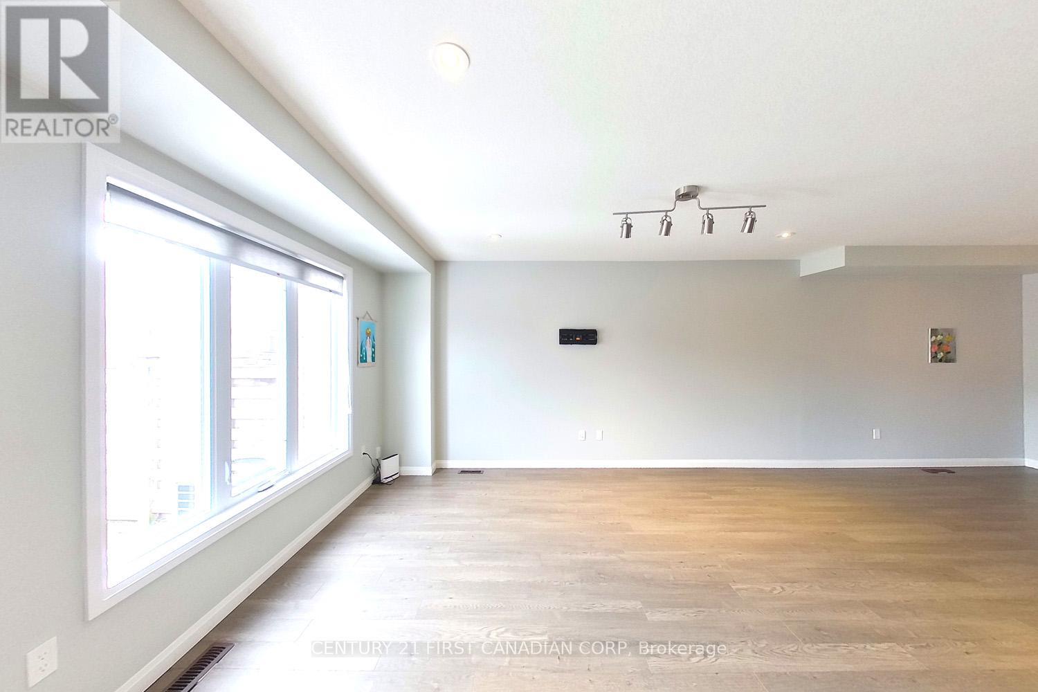 39 - 2031 Pennyroyal Street, London North, Ontario  N5X 0L7 - Photo 8 - X12851060