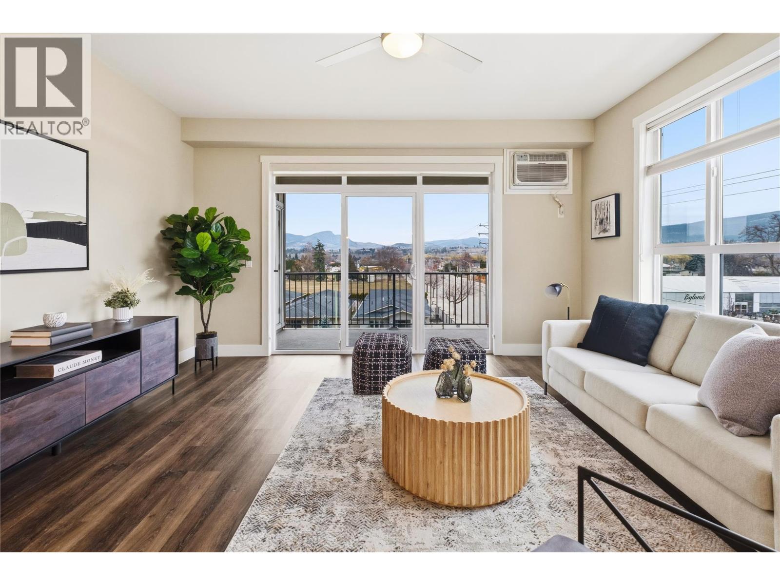 3090 Burtch Road Unit# 313, Kelowna, British Columbia  V1W 5G9 - Photo 2 - 10378127